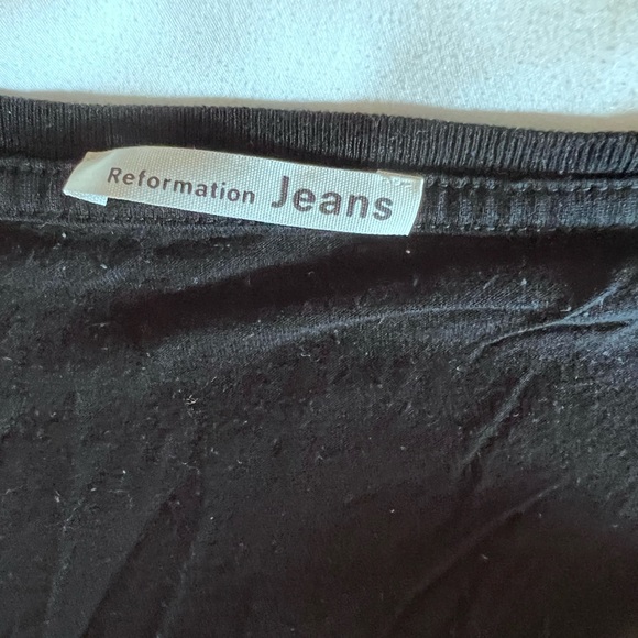 Reformation Jeans Black Stella Scoop Neck Tee Size - Picture 2 of 2